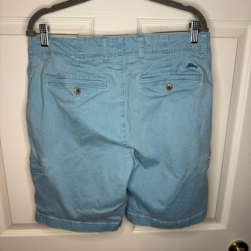 Tommy Bahama Men’s Light Blue Cargo Shorts Size 34 Waist GUC - Picture 3 of 7